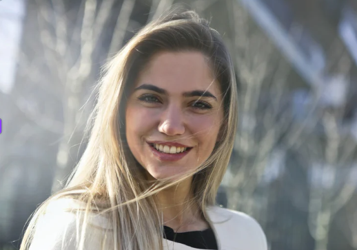 Lucía F.